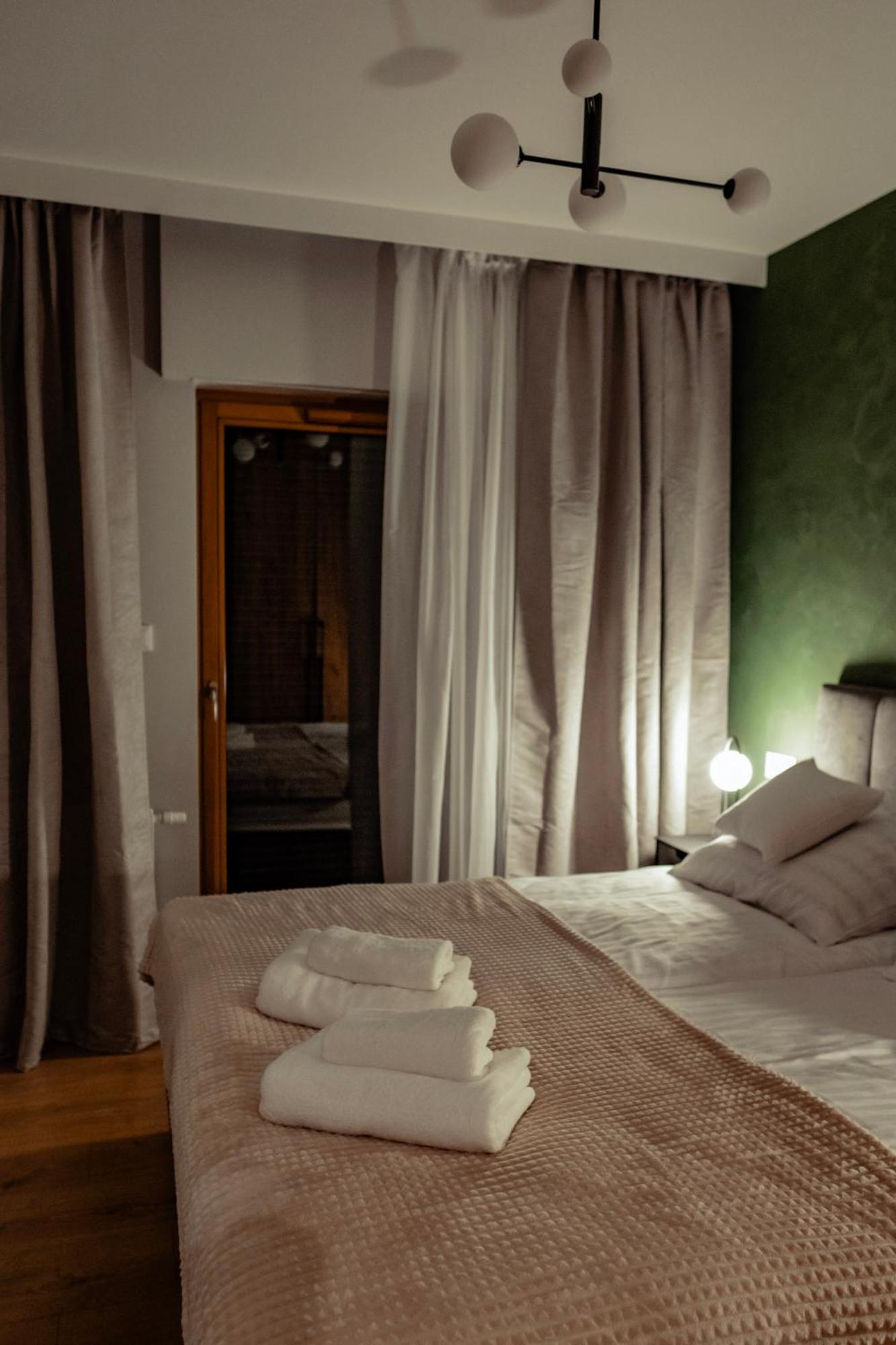 Apartments Nadmotlawie- Gym, Sauna & Free Parking Gdansk Bagian luar foto
